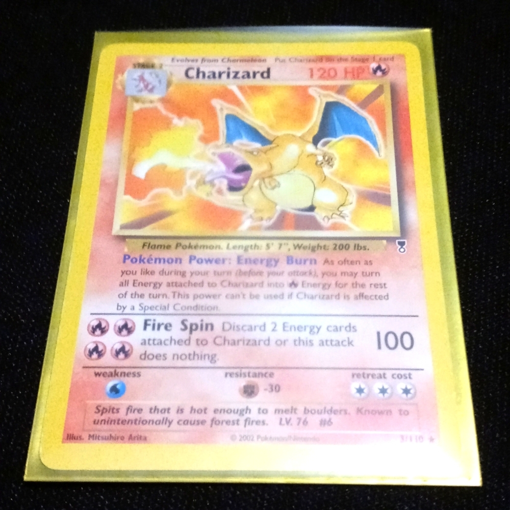 Charizard Pokémon Card